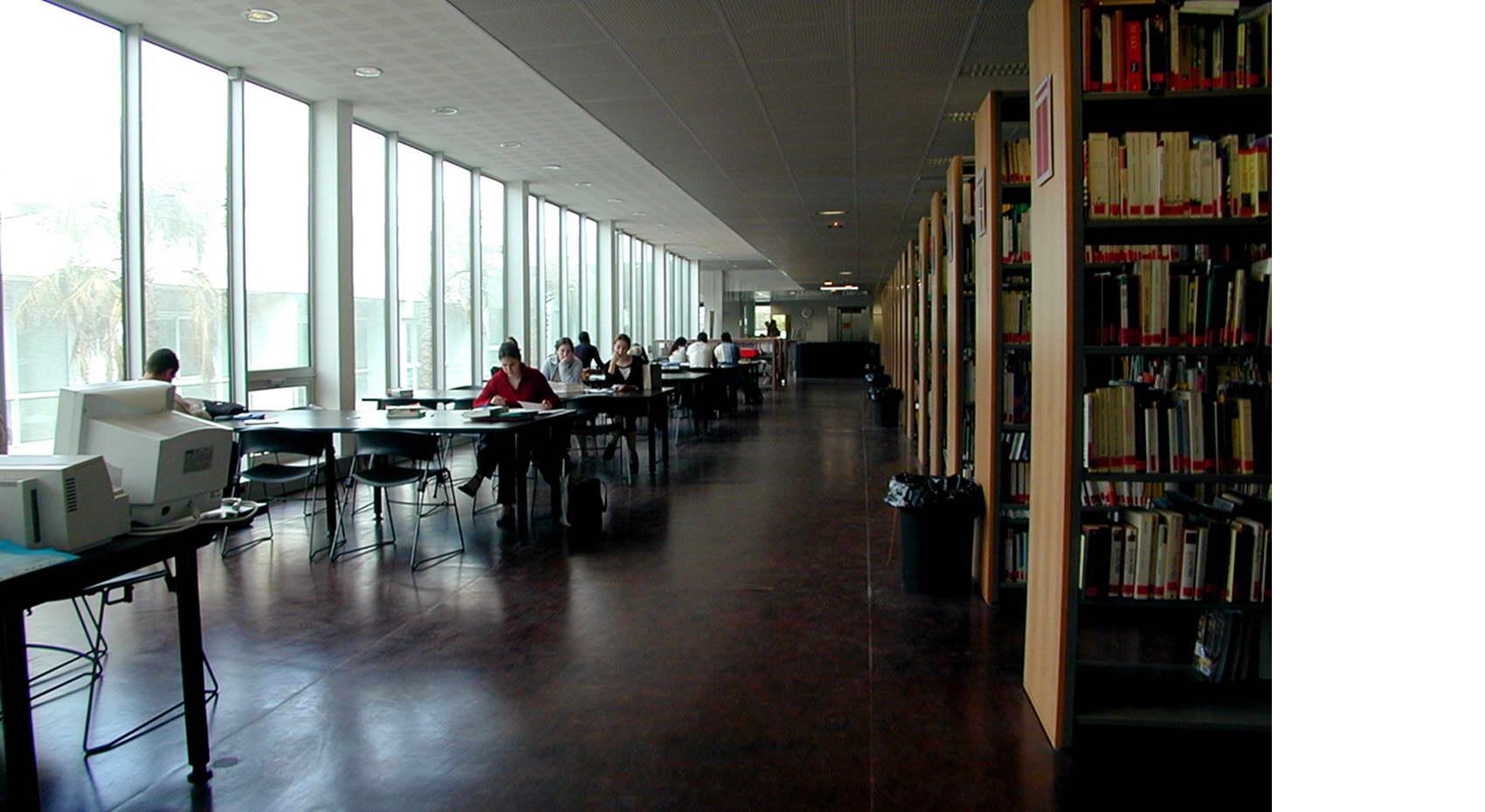 Thư viện của trường Toulon Var