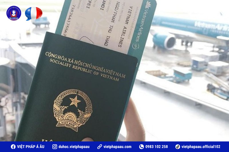 Hộ chiếu khi du học