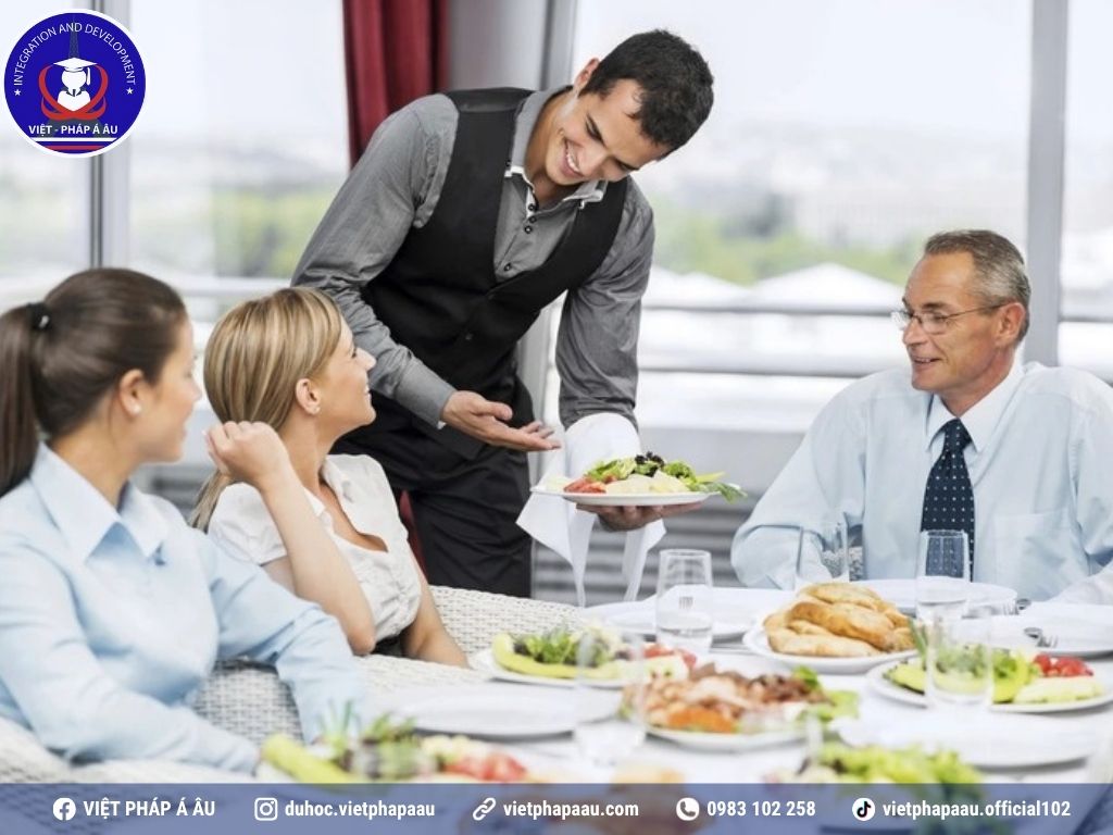 Mẫu câu tiếng Pháp khi giới thiệu món ăn